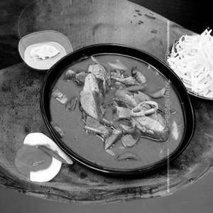 Sliced Chicken in Red Curry