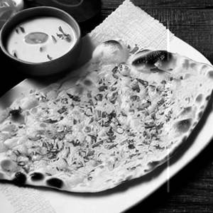 Cheese Garlic Naan