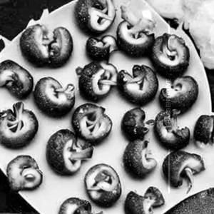 Crispy Tangy Button Mushrooms