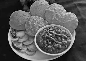 Chole Poori