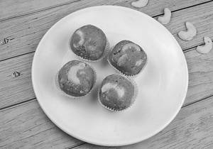 Gond Laddu