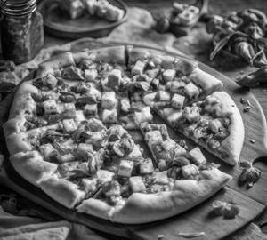 Bbq Paneer Pizza