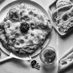 Cheese omlet                                            