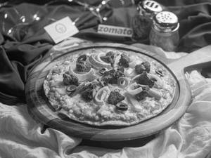 Roasted Chicken Pizza