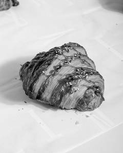 Tomato, Olive & Mozzarella Croissant