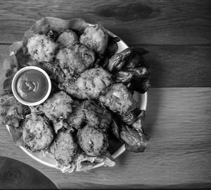 Aloo pakora (10 pcs)