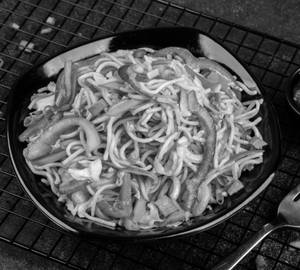 Hakka noodles