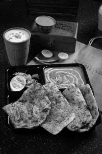 Amritsari Kulcha With Choley