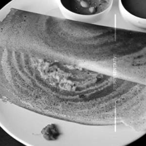Lasoon  Cheese Egg Dosa