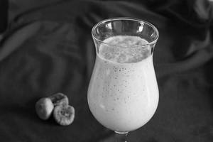 Kaju Anjeer Shake
