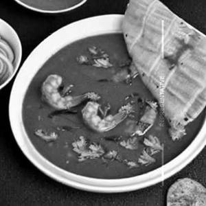 Hyderabad Special Prawns Gravy