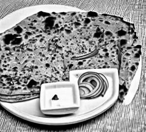 Mewa Paneer Paratha