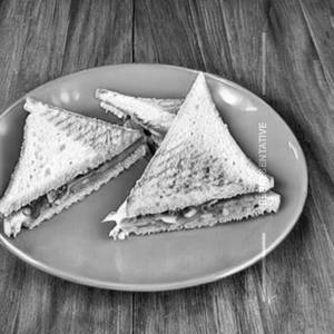 Cremy Veg Delight Sandwich