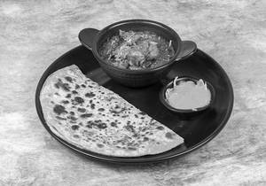 1 Ghee Paratha With Chicken Masala [2 Pieces]