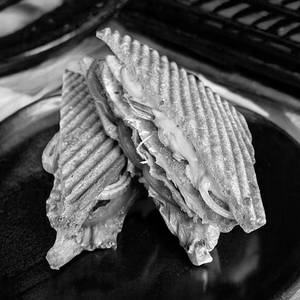 Crispy Chicken Grilled Sandwich