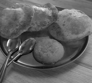 Poori Sheera