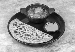 1 Ghee Paratha With Egg Masala [2 Eggs]