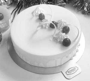 Rich Pineapple Cake