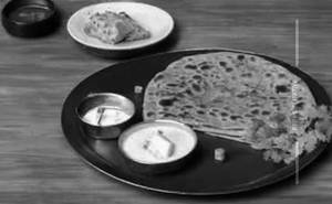 Gobi Paneer Da Paratha