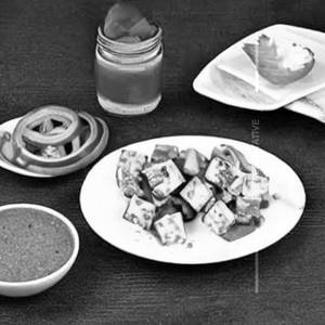 Scrambled Paneer Salad