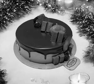 Kit Kat Cake 