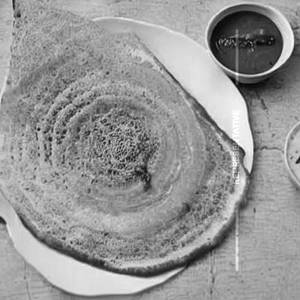 Onion Rava Sada Dosa Butter