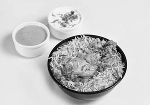 Hyerabadi Chicken Dum Biryani In Bowl