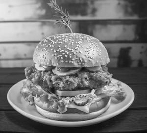 Chicken zinggy tandoori burger
