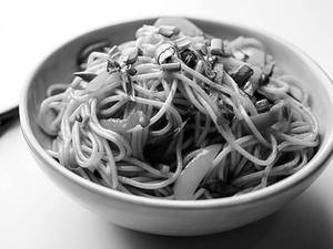 Veg Hakka Noodles