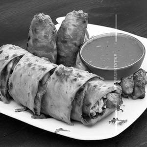 Hot N Grill Special Chicken Roll