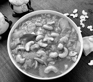 Cashew Tomato