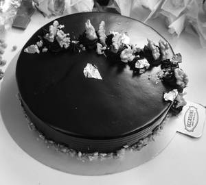 Dutch Walnut Cake