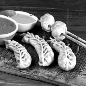 Mushroom & Cheese Tandoori Punjabi Momos