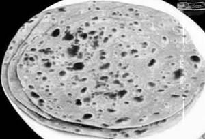 Chilli Garlic Paratha (Stuffed)