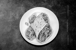 Egg Chowmein Roll