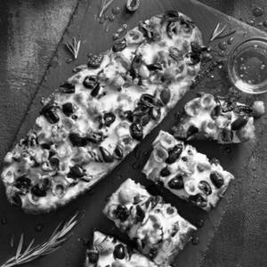 Olive & Cheese Garlic Bread