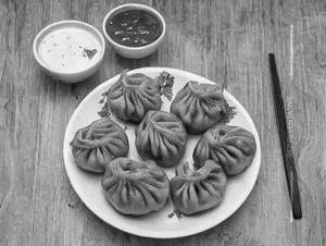 Veg Garlic Momos
