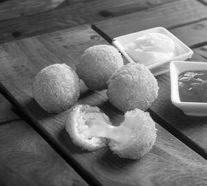Chicken cheese balls [6 pieces]