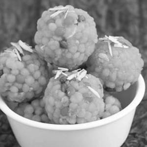 Desi Ghee Marwadi Ladoo