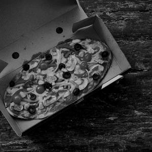 Uni-Corn Pizza (4 Slices)