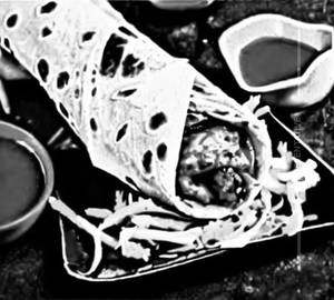 Egg Double Malai Chicken Roll