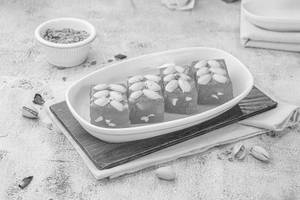 Karachi Halwa