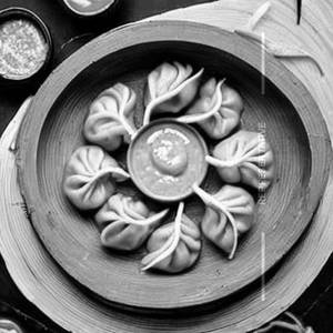 Cheese & Corn Achari Masala Momos