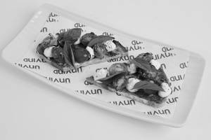 Cherry Tomato Basil Open Toast (jain)