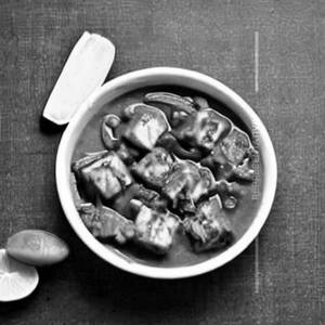 Sauteed Paneer In Chilly Oystr Gravy                                                       