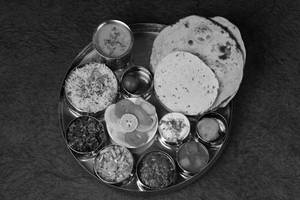 Aumika Premium Veg Thali