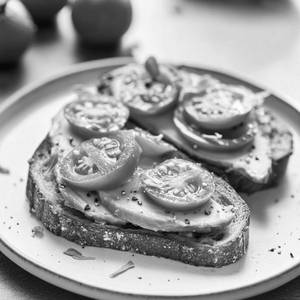 Tomato & Onion Cheesy Toast