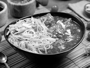 Veg. Noodles With Chilli Paneer Gravy