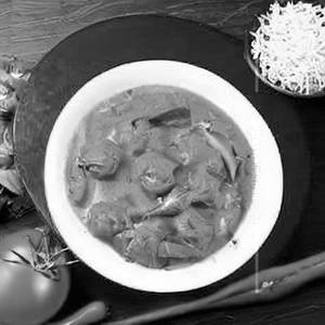 Sev Tomato Curry