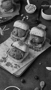 Vada Pav